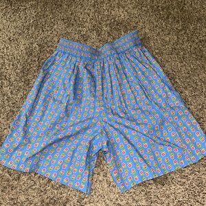 Liz sport shorts. Great for lounging around. Size Large